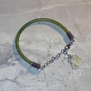 Adjustable Silver-Tone & Green Flexible Rope Bracelet w/ Heart Charm--Cute!
